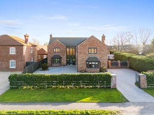 Photo 3- click for photo gallery